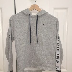 Grey Tommy Hilfiger hoddie